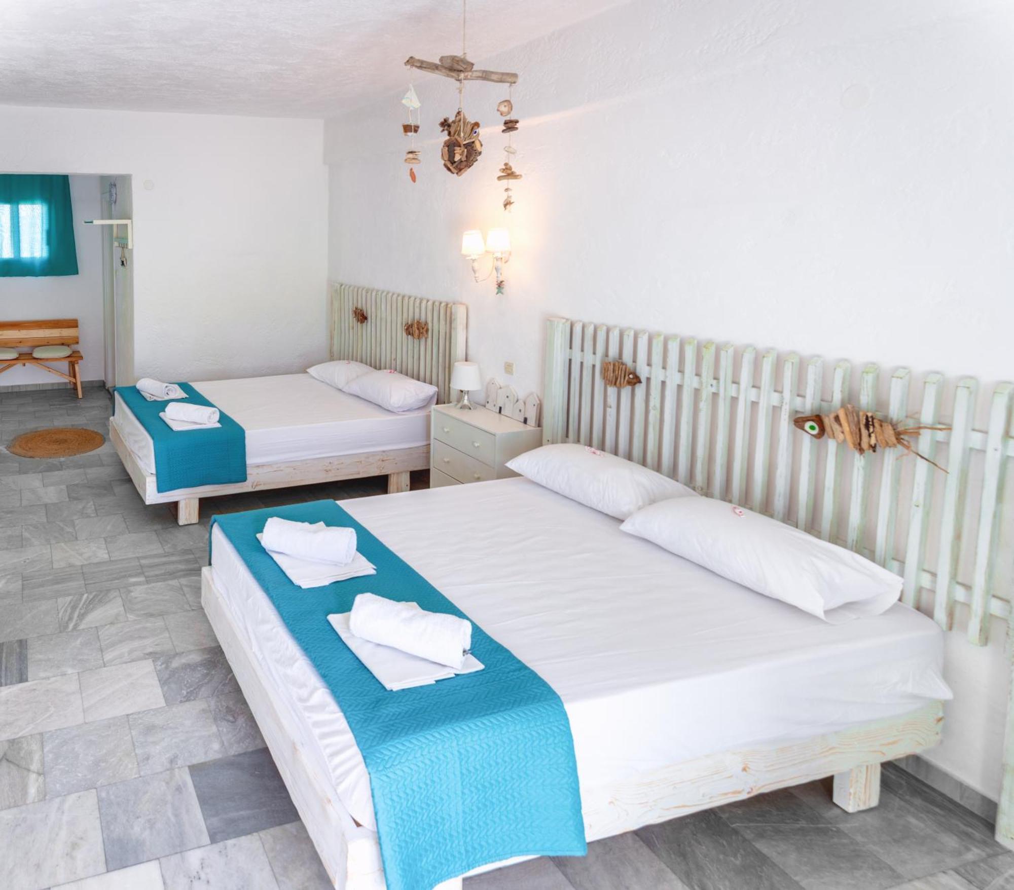 ניי פורי Brunis Apartments מראה חיצוני תמונה